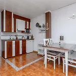 Precioso Apto 2 Hab Апартаменты *